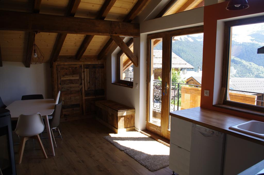 Petit Chalet Vieux Bois Bozel Екстериор снимка